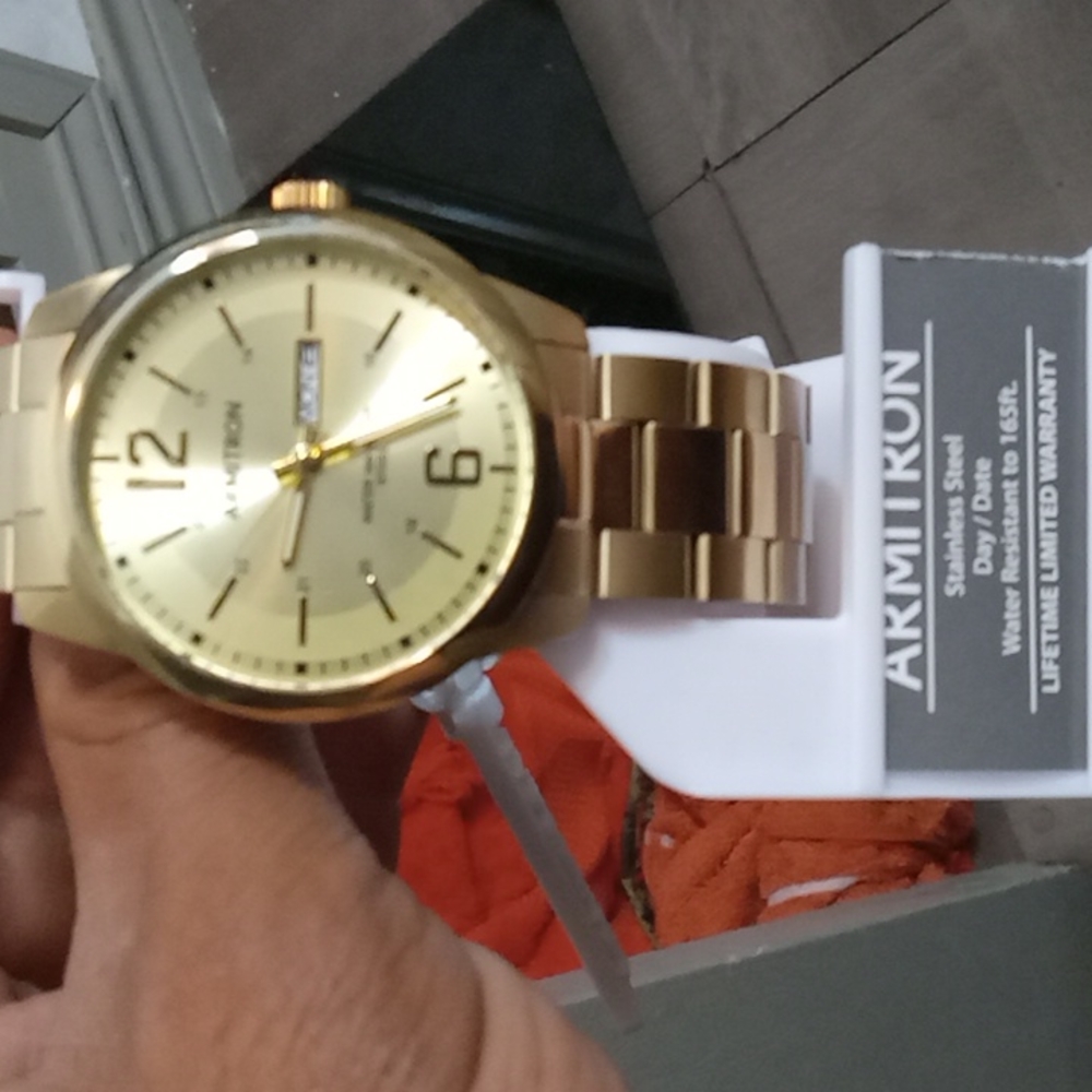 Watches Armitron brand new Mens
